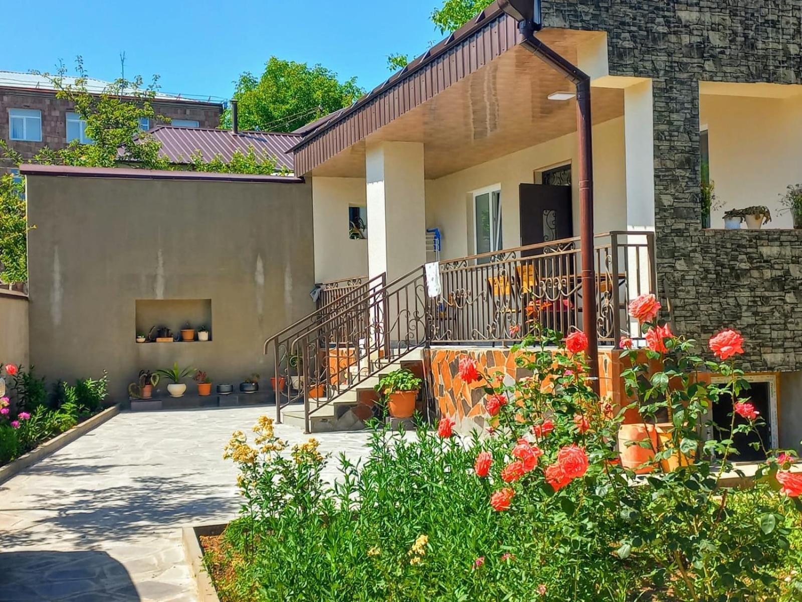 Inexpensive House Bed & Breakfast Vanadzor Dış mekan fotoğraf